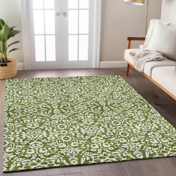 Homeroots 3' Beige And Ivory Damask Washable Indoor Outdoor Area Rug - Stylish, Durable, And Easy To Clean 5' X 8' Polyester 595176