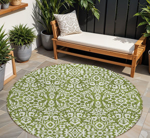 Homeroots 3' Beige And Ivory Damask Washable Indoor Outdoor Area Rug - Stylish, Durable, And Easy To Clean 8' Round Polyester 595177