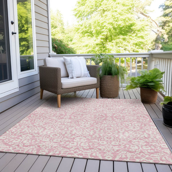 Homeroots 3' Beige And Ivory Damask Washable Indoor Outdoor Area Rug - Stylish, Durable, And Easy To Clean 9' X 12' Polyester 595185