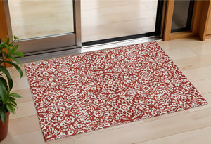 Homeroots 3' Beige And Ivory Damask Washable Indoor Outdoor Area Rug - Stylish, Durable, And Easy To Clean 3' X 5' Polyester 595187