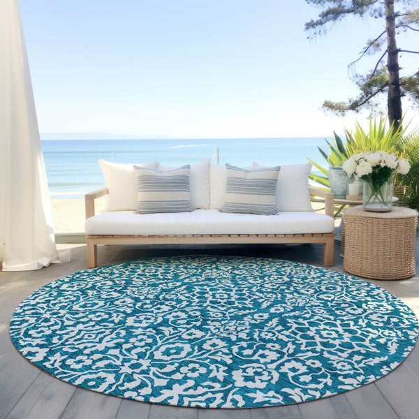 Homeroots 3' Beige And Ivory Damask Washable Indoor Outdoor Area Rug - Stylish, Durable, And Easy To Clean 8' Round Polyester 595195