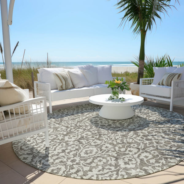 Homeroots 3' Beige And Ivory Damask Washable Indoor Outdoor Area Rug - Stylish, Durable, And Easy To Clean 8' Round Polyester 595201