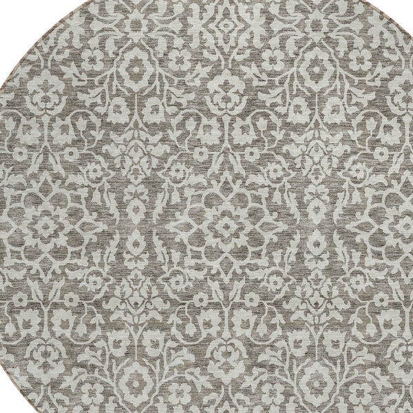 Homeroots 3' Beige And Ivory Damask Washable Indoor Outdoor Area Rug - Stylish, Durable, And Easy To Clean 8' Round Polyester 595201