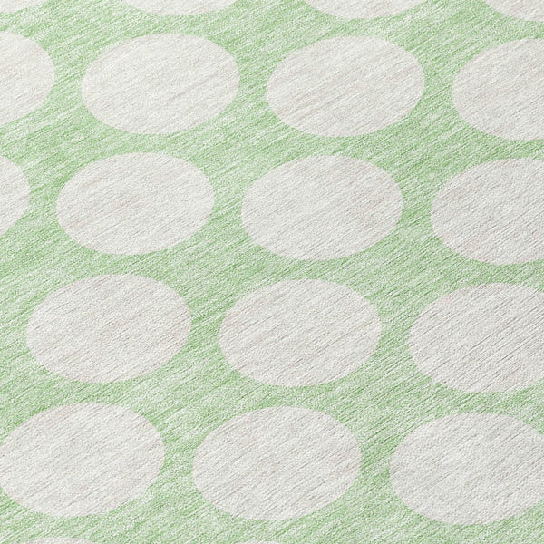 Homeroots 3' Black And Ivory Polka Dot Washable Area Rug For Home, Patio, Porch, And High Traffic Spaces 8' Round Polyester 595249