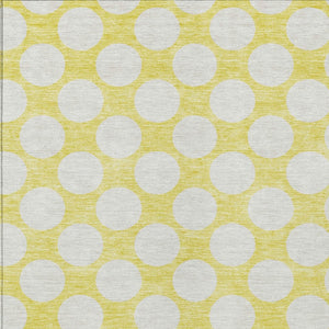 Homeroots 3' Black And Ivory Polka Dot Washable Area Rug For Home, Patio, Porch, And High Traffic Spaces 5' X 8' Polyester 595284