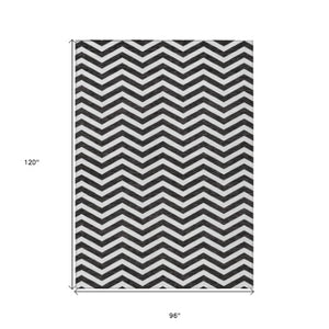Homeroots 3' Artichoke Green And Ivory Chevron Washable Indoor Outdoor Area Rug For Stylish Spaces 8' X 10' Polyester 595298