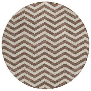 HomeRoots 5' Brown and Beige Chevron Washable Area Rug - Stylish, Durable, and Perfect for Indoor or Outdoor Use 8' Round 595303