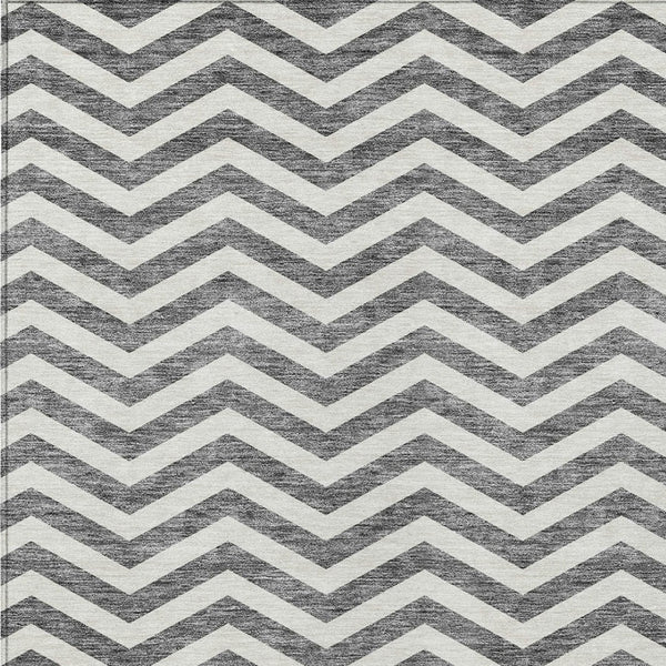 Homeroots 3' Artichoke Green And Ivory Chevron Washable Indoor Outdoor Area Rug For Stylish Spaces 5' X 8' Polyester 595314