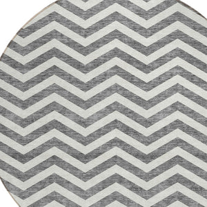 Homeroots 3' Artichoke Green And Ivory Chevron Washable Indoor Outdoor Area Rug For Stylish Spaces 8' Round Polyester 595315