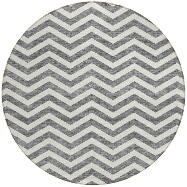 Homeroots 3' Artichoke Green And Ivory Chevron Washable Indoor Outdoor Area Rug For Stylish Spaces 8' Round Polyester 595315