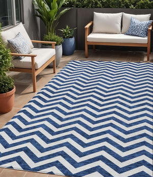 Homeroots 3' Artichoke Green And Ivory Chevron Washable Indoor Outdoor Area Rug For Stylish Spaces 5' X 8' Polyester 595326
