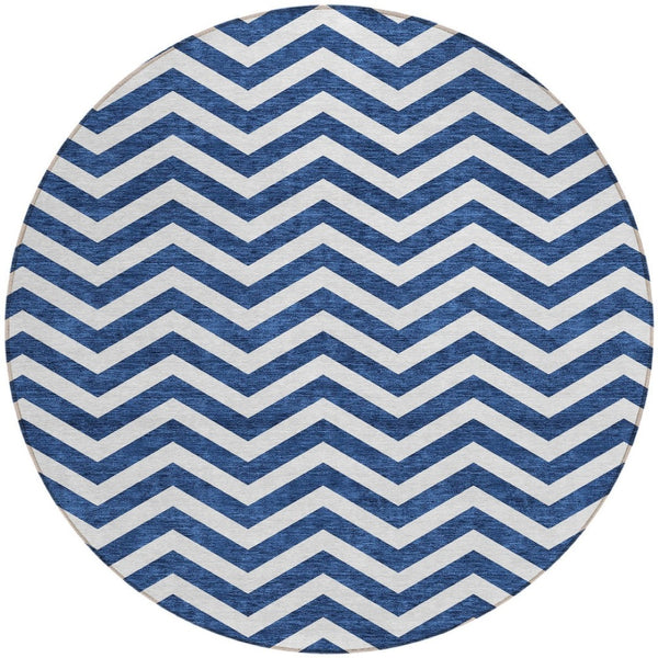 Homeroots 3' Artichoke Green And Ivory Chevron Washable Indoor Outdoor Area Rug For Stylish Spaces 8' Round Polyester 595327