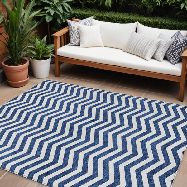 Homeroots 3' Artichoke Green And Ivory Chevron Washable Indoor Outdoor Area Rug For Stylish Spaces 8' X 10' Polyester 595328
