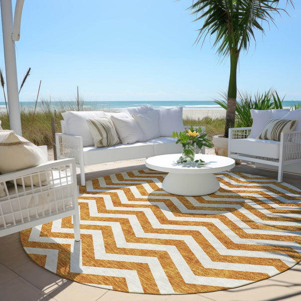Homeroots 3' Artichoke Green And Ivory Chevron Washable Indoor Outdoor Area Rug For Stylish Spaces 8' Round Polyester 595333