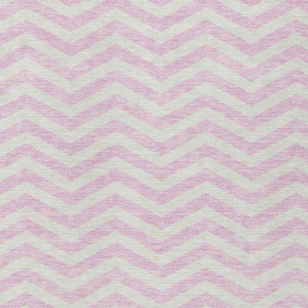 Homeroots 3' Artichoke Green And Ivory Chevron Washable Indoor Outdoor Area Rug For Stylish Spaces 8' X 10' Polyester 595340