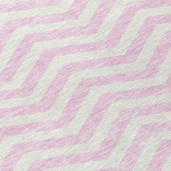 Homeroots 3' Artichoke Green And Ivory Chevron Washable Indoor Outdoor Area Rug For Stylish Spaces 8' X 10' Polyester 595340