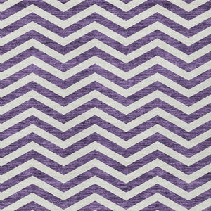 Homeroots 3' Artichoke Green And Ivory Chevron Washable Indoor Outdoor Area Rug For Stylish Spaces 3' X 5' Polyester 595343