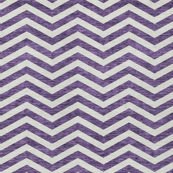 Homeroots 3' Artichoke Green And Ivory Chevron Washable Indoor Outdoor Area Rug For Stylish Spaces 3' X 5' Polyester 595343