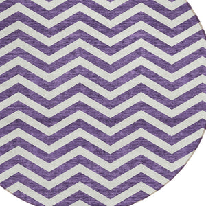 Homeroots 3' Artichoke Green And Ivory Chevron Washable Indoor Outdoor Area Rug For Stylish Spaces 8' Round Polyester 595345