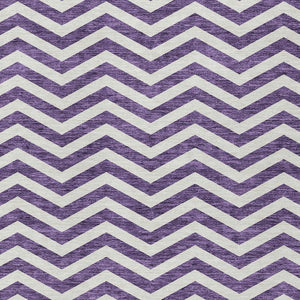 Homeroots 3' Artichoke Green And Ivory Chevron Washable Indoor Outdoor Area Rug For Stylish Spaces 8' X 10' Polyester 595346