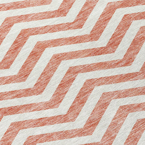 Homeroots 3' Artichoke Green And Ivory Chevron Washable Indoor Outdoor Area Rug For Stylish Spaces 8' Round Polyester 595351