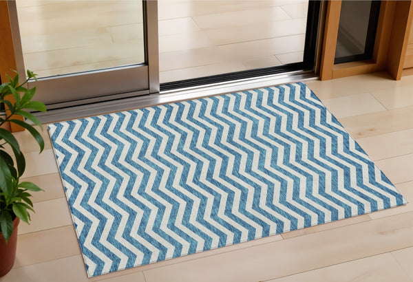 Homeroots 3' Artichoke Green And Ivory Chevron Washable Indoor Outdoor Area Rug For Stylish Spaces 3' X 5' Polyester 595355