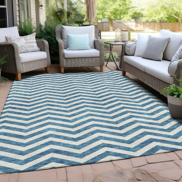 Homeroots 3' Artichoke Green And Ivory Chevron Washable Indoor Outdoor Area Rug For Stylish Spaces 5' X 8' Polyester 595356
