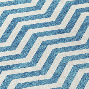 Homeroots 3' Artichoke Green And Ivory Chevron Washable Indoor Outdoor Area Rug For Stylish Spaces 5' X 8' Polyester 595356