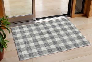 Homeroots 3' Artichoke Green And Gray Plaid Washable Rug – Perfect For Indoor And Outdoor Spaces, Durable Design 3' X 5' Polyester 595397