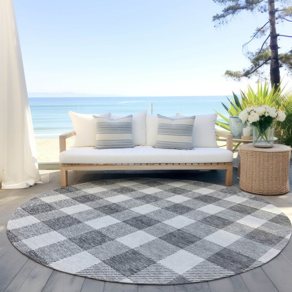 Homeroots 3' Artichoke Green And Gray Plaid Washable Rug – Perfect For Indoor And Outdoor Spaces, Durable Design 8' Round Polyester 595399
