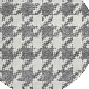 Homeroots 3' Artichoke Green And Gray Plaid Washable Rug – Perfect For Indoor And Outdoor Spaces, Durable Design 8' Round Polyester 595399
