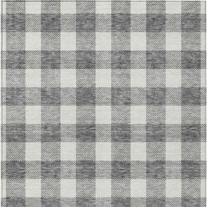 Homeroots 3' Artichoke Green And Gray Plaid Washable Rug – Perfect For Indoor And Outdoor Spaces, Durable Design 10' X 14' Polyester 595402