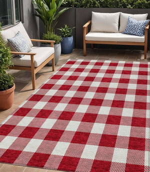 Homeroots 3' Artichoke Green And Gray Plaid Washable Rug – Perfect For Indoor And Outdoor Spaces, Durable Design 5' X 8' Polyester 595428