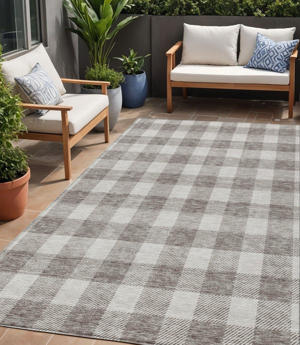 Homeroots 3' Artichoke Green And Gray Plaid Washable Rug – Perfect For Indoor And Outdoor Spaces, Durable Design 5' X 8' Polyester 595446