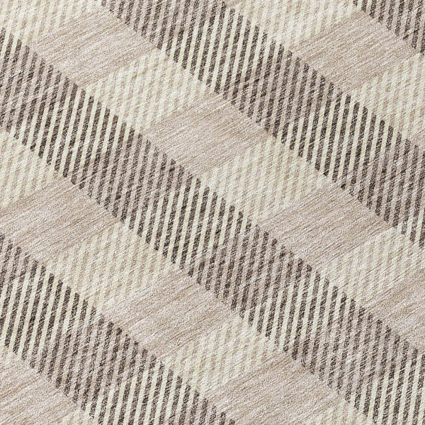 HomeRoots 5' Durable Beige and Brown Plaid Area Rug for Indoor and Outdoor Spaces, Easy-Care and Stylish 8' Round 595459