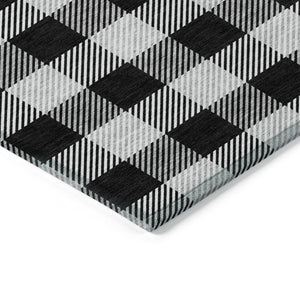 HomeRoots 5' Washable Black Gray and Ivory Plaid Area Rug - Durable, Stylish, Perfect for Indoor and Outdoor Use 5' X 8' 595464
