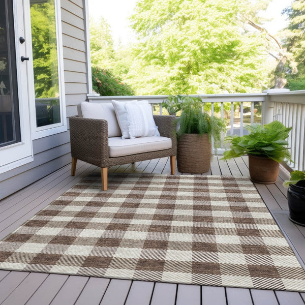 HomeRoots 5' Timeless Brown and Beige Plaid Area Rug – Durable, Washable Indoor/Outdoor Design for Every Space 5' X 8' 595470