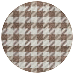 HomeRoots 5' Timeless Brown and Beige Plaid Area Rug – Durable, Washable Indoor/Outdoor Design for Every Space 8' Round 595471