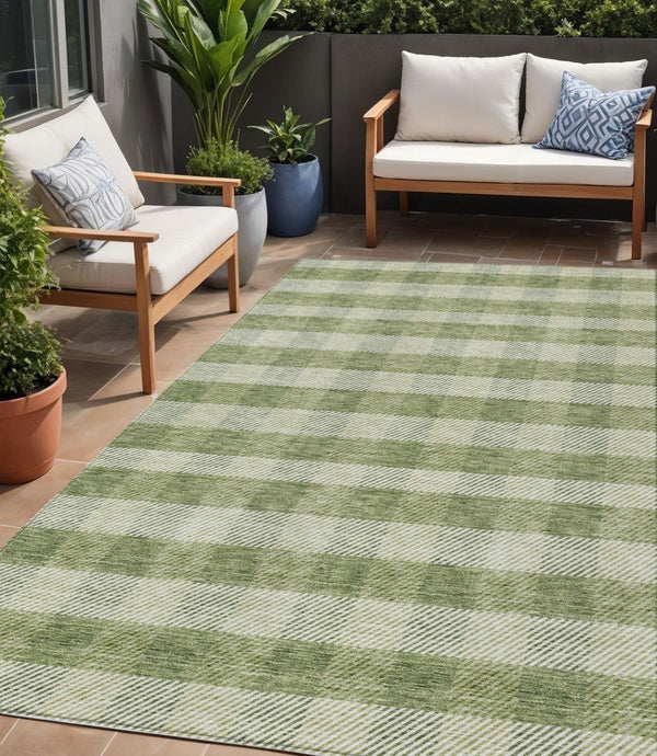 HomeRoots 5' Indoor Outdoor Area Rug - Stylish Green Plaid Design, Machine Washable, Durable for High-Traffic Areas 5' X 8' 595476