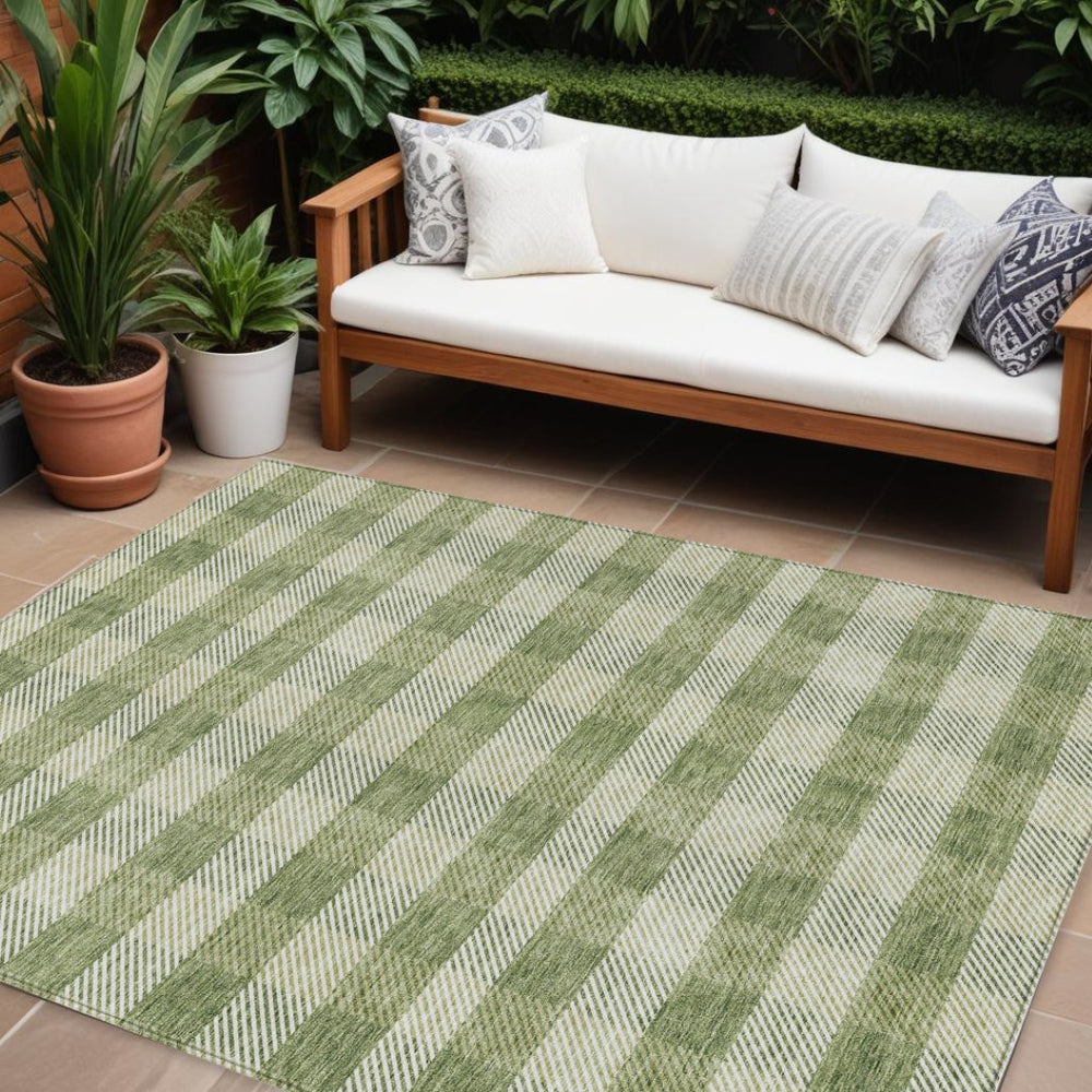 HomeRoots 9' X 12' Washable Green Plaid Area Rug – Durable Indoor/Outdoor Charm for High-Traffic Spaces 595479