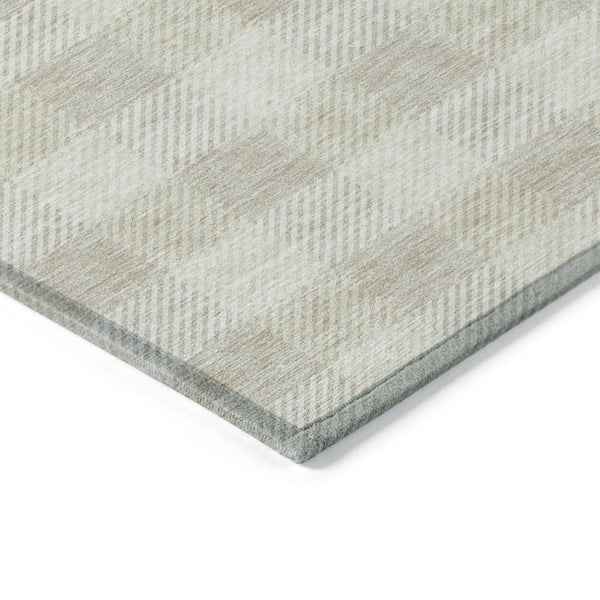HomeRoots 5' Ivory and Beige Plaid Washable Area Rug for Indoor and Outdoor Use - Durable, Stylish & Easy Care 5' X 8' 595488