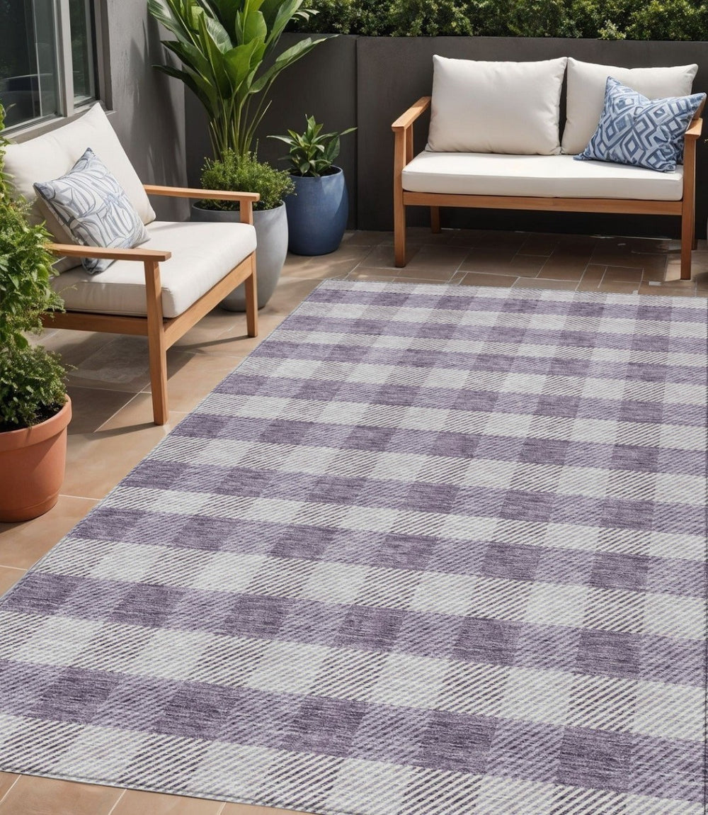 HomeRoots 5' Lavish Lavender and Ivory Plaid Washable Area Rug for Indoor Outdoor Spaces – Easy Care & Stylish 5' X 8' 595494