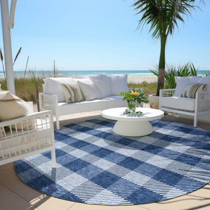 HomeRoots 5' Durable Navy Blue and Ivory Plaid Area Rug - Washable Design for Indoor and Outdoor Use 8' Round 595501