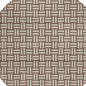Homeroots 3' Black And Ivory Geometric Indoor Outdoor Area Rug - Stylish, Washable, Durable For Any Space 8' Round Polyester 595531