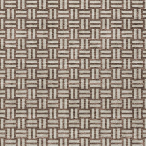 Homeroots 3' Black And Ivory Geometric Indoor Outdoor Area Rug - Stylish, Washable, Durable For Any Space 8' X 10' Polyester 595532