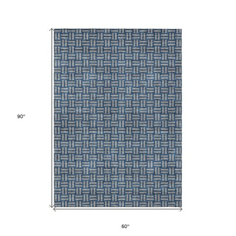 Homeroots 3' Black And Ivory Geometric Indoor Outdoor Area Rug - Stylish, Washable, Durable For Any Space 5' X 8' Polyester 595536
