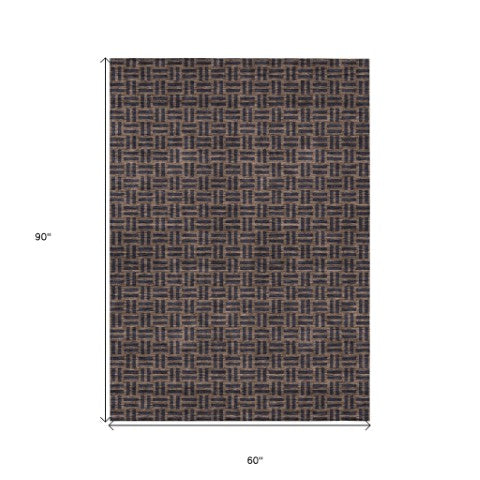 Homeroots 3' Black And Ivory Geometric Indoor Outdoor Area Rug - Stylish, Washable, Durable For Any Space 5' X 8' Polyester 595542
