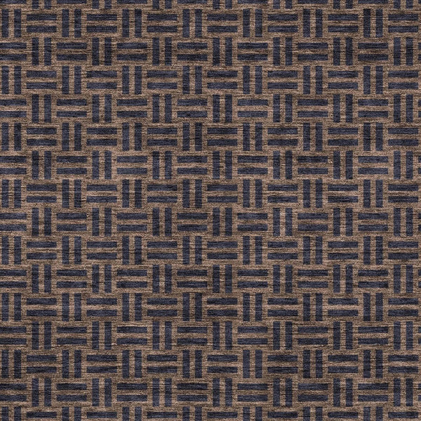 Homeroots 3' Black And Ivory Geometric Indoor Outdoor Area Rug - Stylish, Washable, Durable For Any Space 8' X 10' Polyester 595544