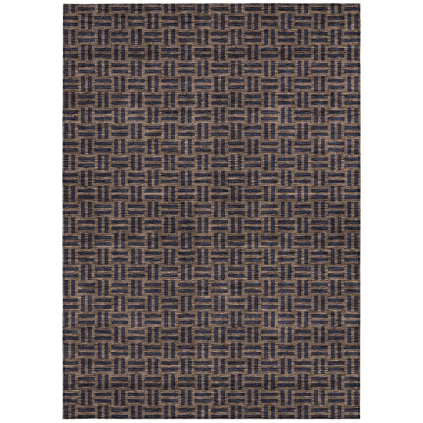 Homeroots 3' Black And Ivory Geometric Indoor Outdoor Area Rug - Stylish, Washable, Durable For Any Space 9' X 12' Polyester 595545