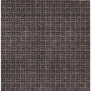 Homeroots 3' Black And Ivory Geometric Indoor Outdoor Area Rug - Stylish, Washable, Durable For Any Space 9' X 12' Polyester 595545